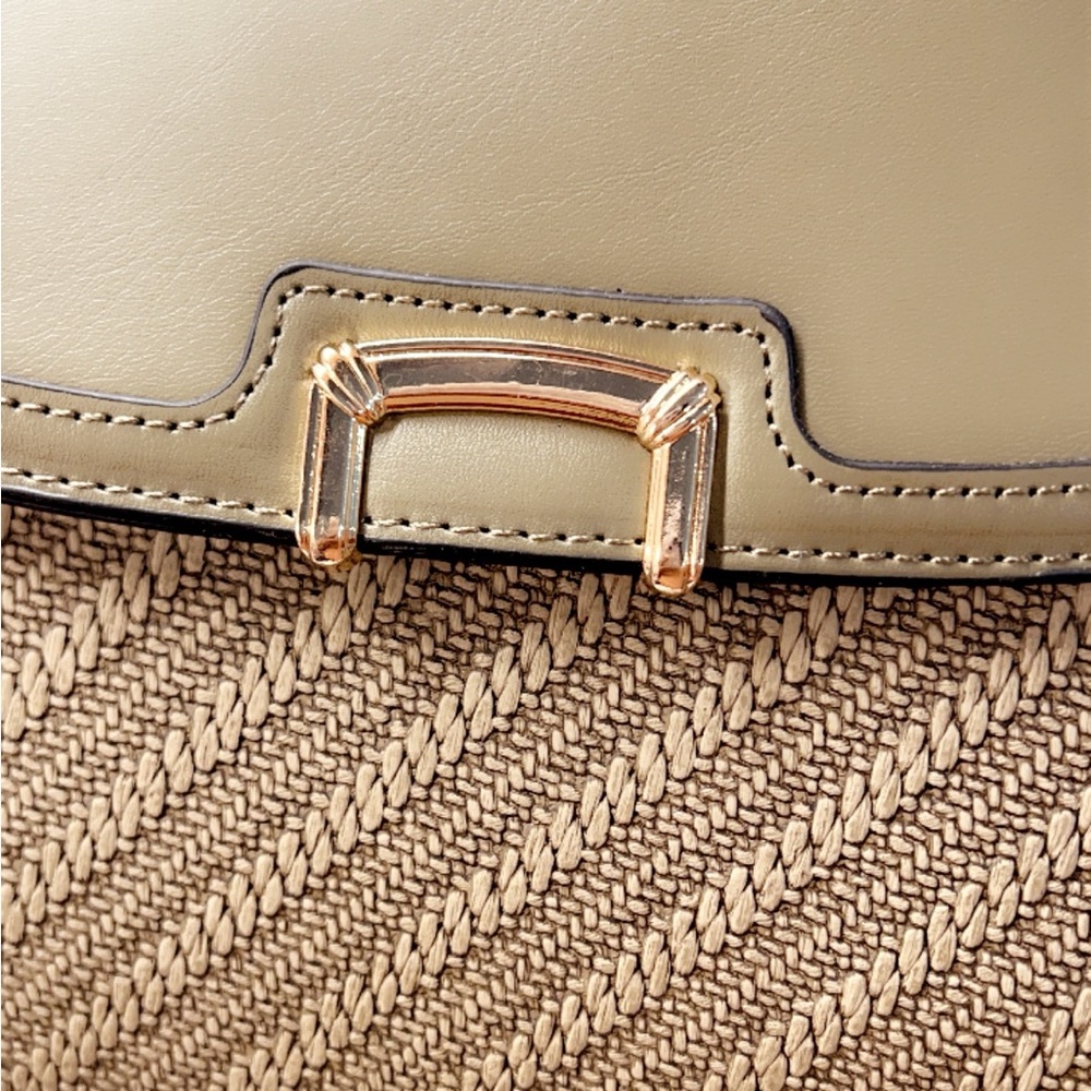NWOT Olive Green Fashion Crossbody - Picture 9 of 12
